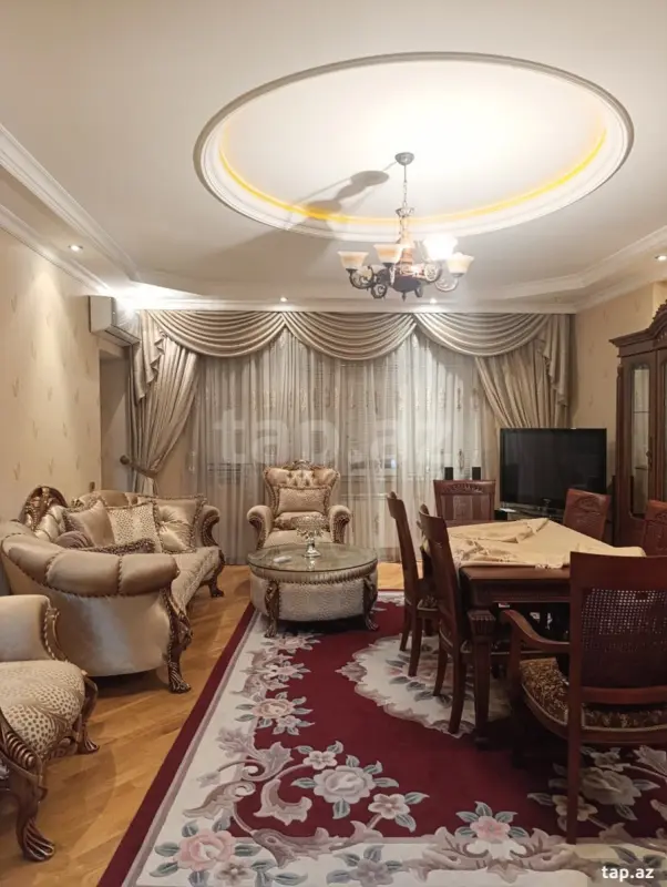 Satılır 3 otaqlı yeni tikili 120 m²