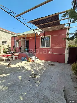 Satılır 3 otaqlı həyət evi 110 m² — Bakı 3 otaq 110.00 m²