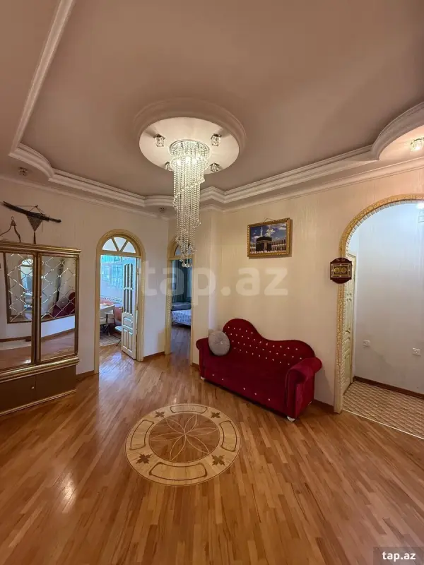 Satılır 4 otaqlı yeni tikili 170 m²