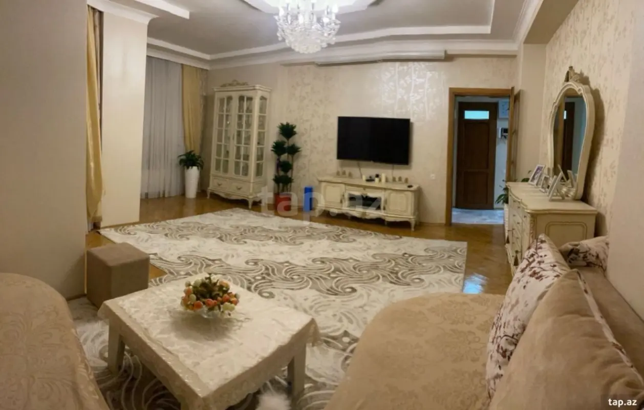 Satılır 2 otaqlı yeni tikili 100 m²