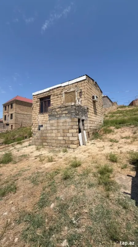 Satılır 1 otaqlı həyət evi 35 m²