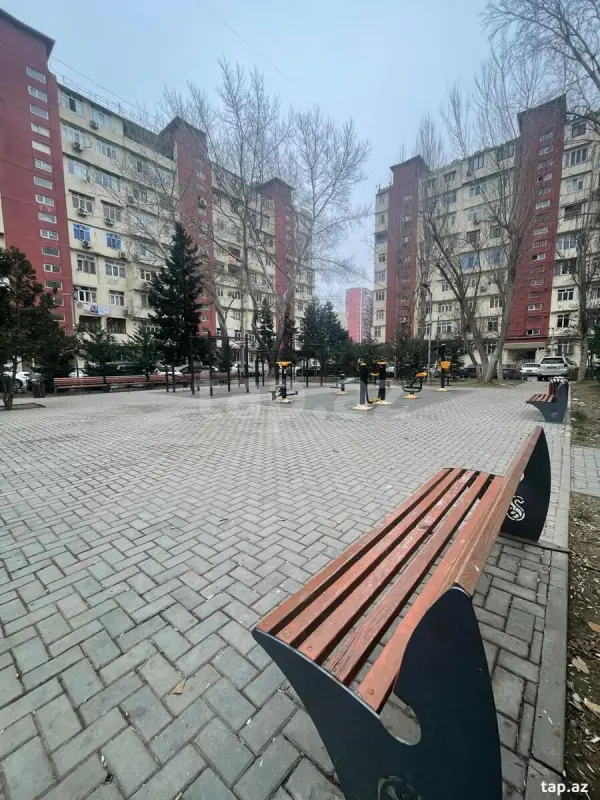 Satılır 1 otaqlı mənzil 35 m²