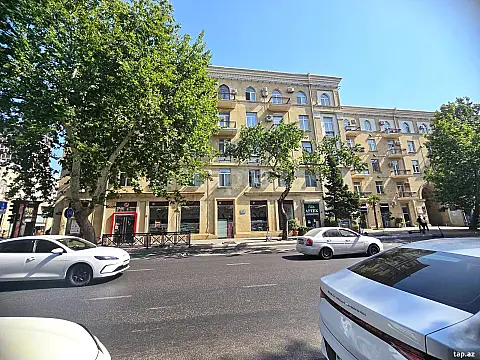 Satılır 2 otaqlı mənzil 80 m² — Bakı 2 otaq 80.00 m²