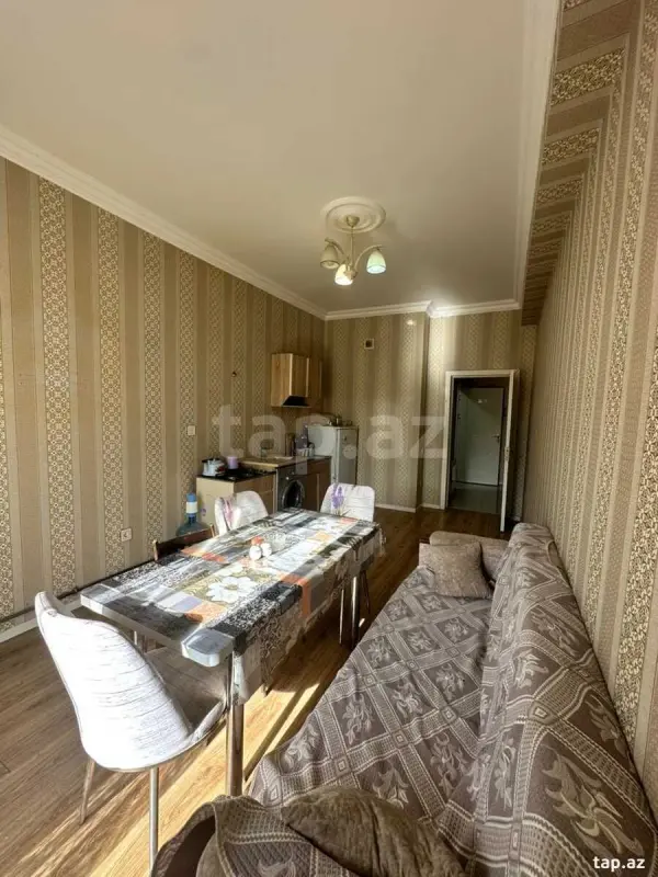 Kirayə verilir 2 otaqlı yeni tikili 65 m²