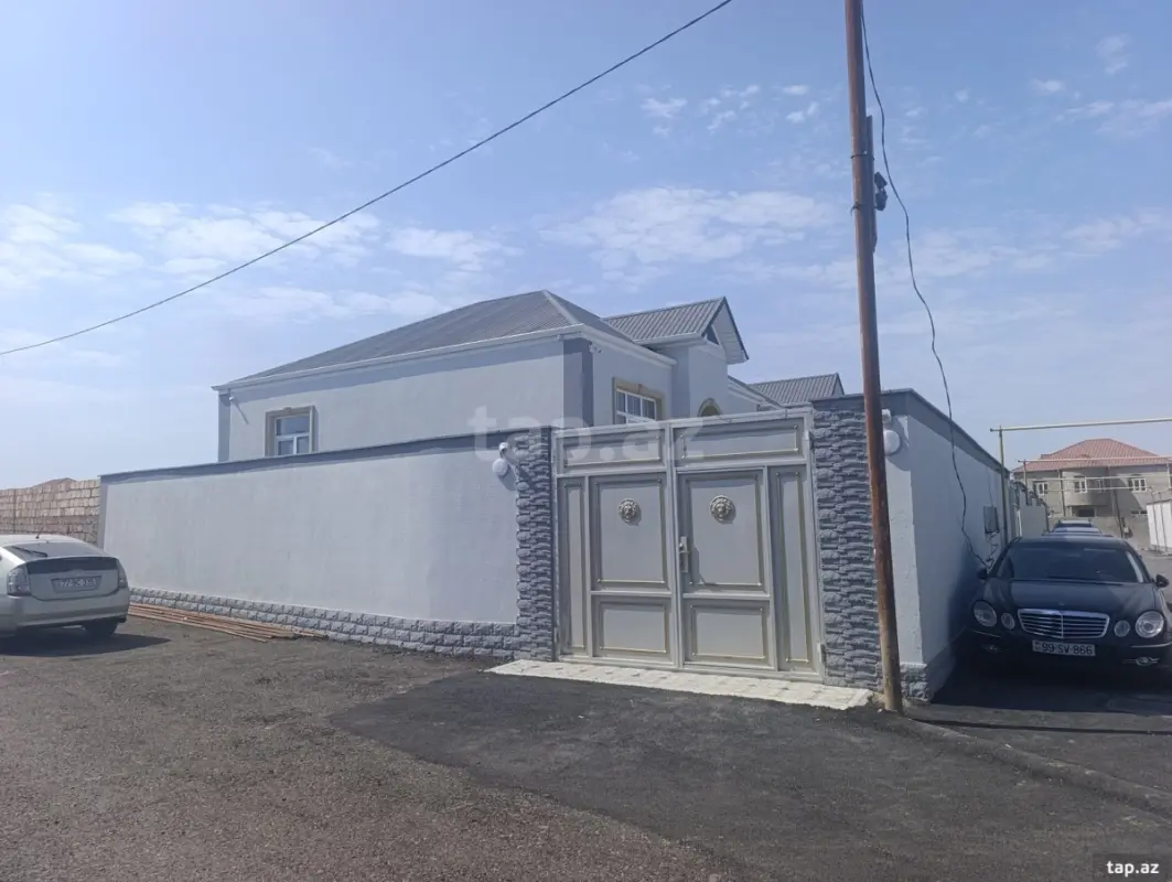 Satılır 3 otaqlı həyət evi 80 m²