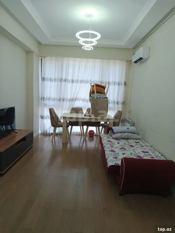 Kirayə verilir 2 otaqlı yeni tikili 50 m²