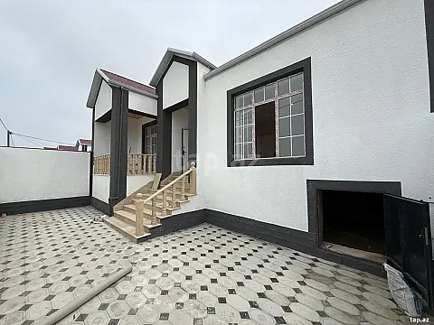 Satılır 3 otaqlı həyət evi 95 m² — Bakı 3 otaq 95.00 m²