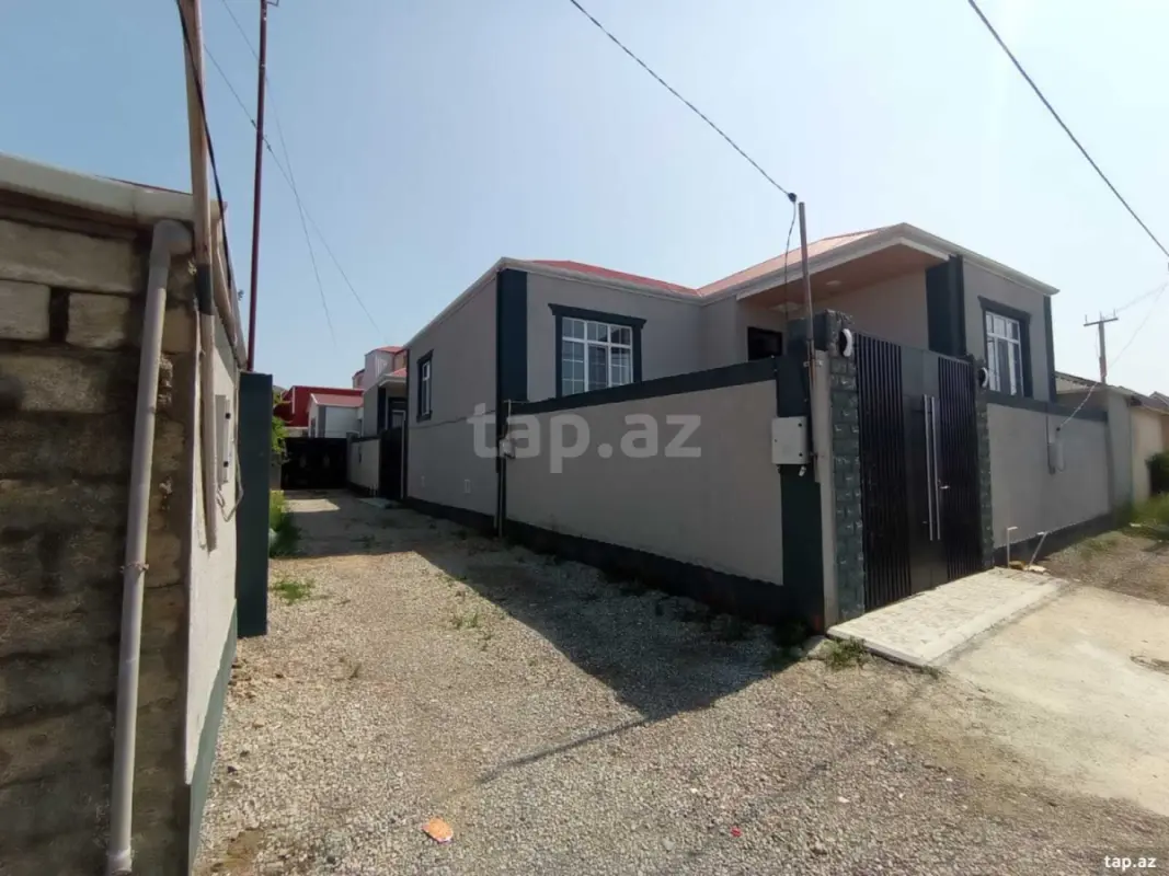 Satılır 4 otaqlı həyət evi 120 m²