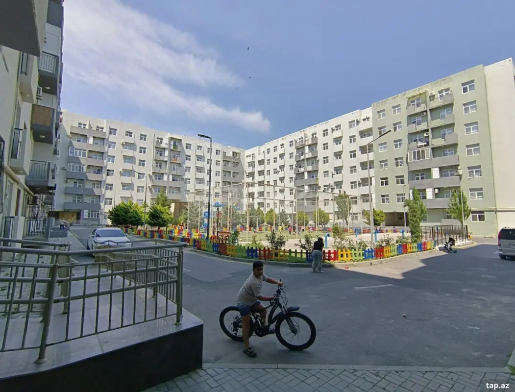 Satılır 3 otaqlı yeni tikili 70 m²
