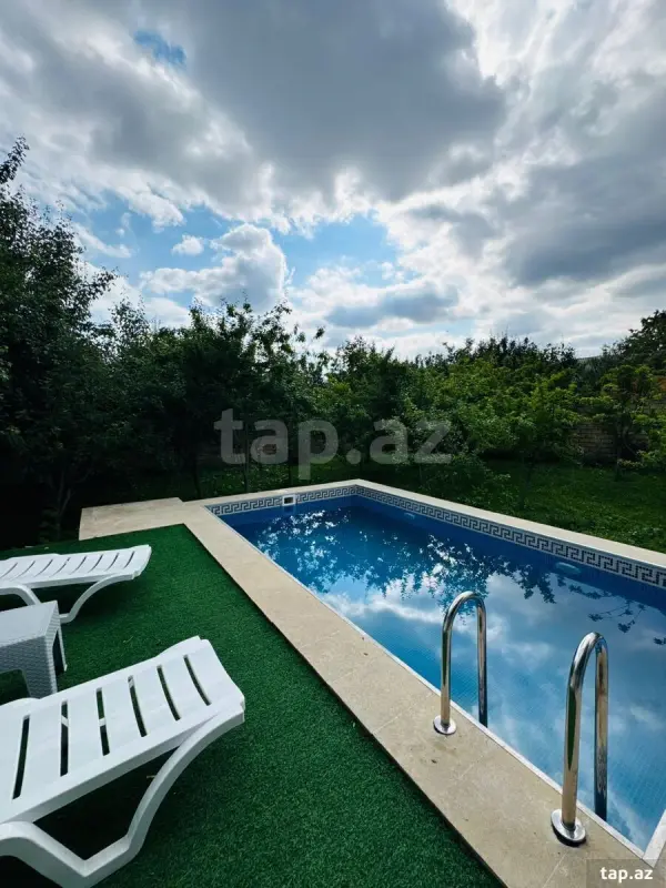 Kirayə verilir 4 otaqlı həyət evi 200 m²