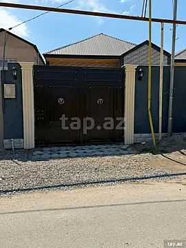 Satılır 4 otaqlı həyət evi 2.5 m² — Bakı, Saray 4 otaq 2.50 m²