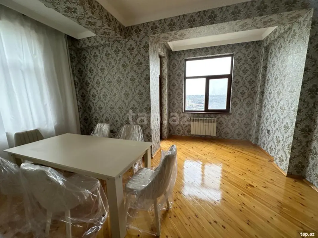 Kirayə verilir 2 otaqlı yeni tikili 82 m²