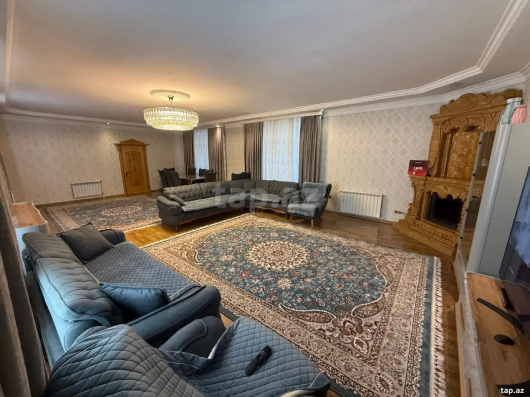 Satılır 11 otaqlı həyət evi 500 m²