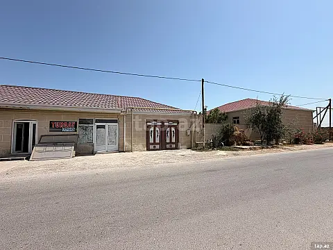 Satılır 4 otaqlı həyət evi 130 m² — Bakı 4 otaq 130.00 m²