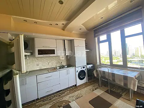 Kirayə verilir 3 otaqlı yeni tikili 131 m² — Bakı 3 otaq 131.00 m²