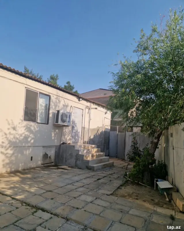 Satılır 3 otaqlı həyət evi 100 m²