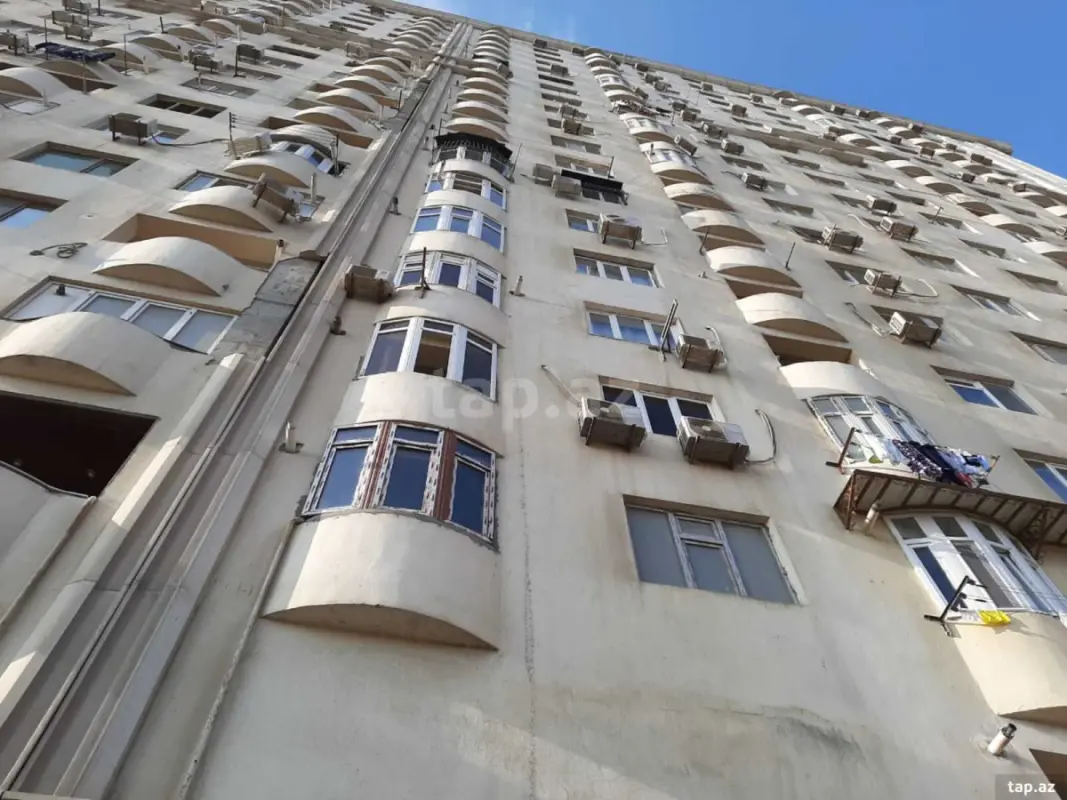 Kirayə verilir 2 otaqlı yeni tikili 74 m²