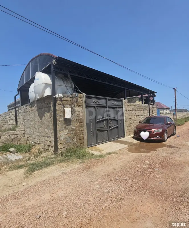Satılır 2 otaqlı həyət evi 80 m²