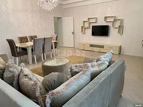 Kirayə verilir 3 otaqlı yeni tikili 135 m² — Bakı 3 otaq 135.00 m²