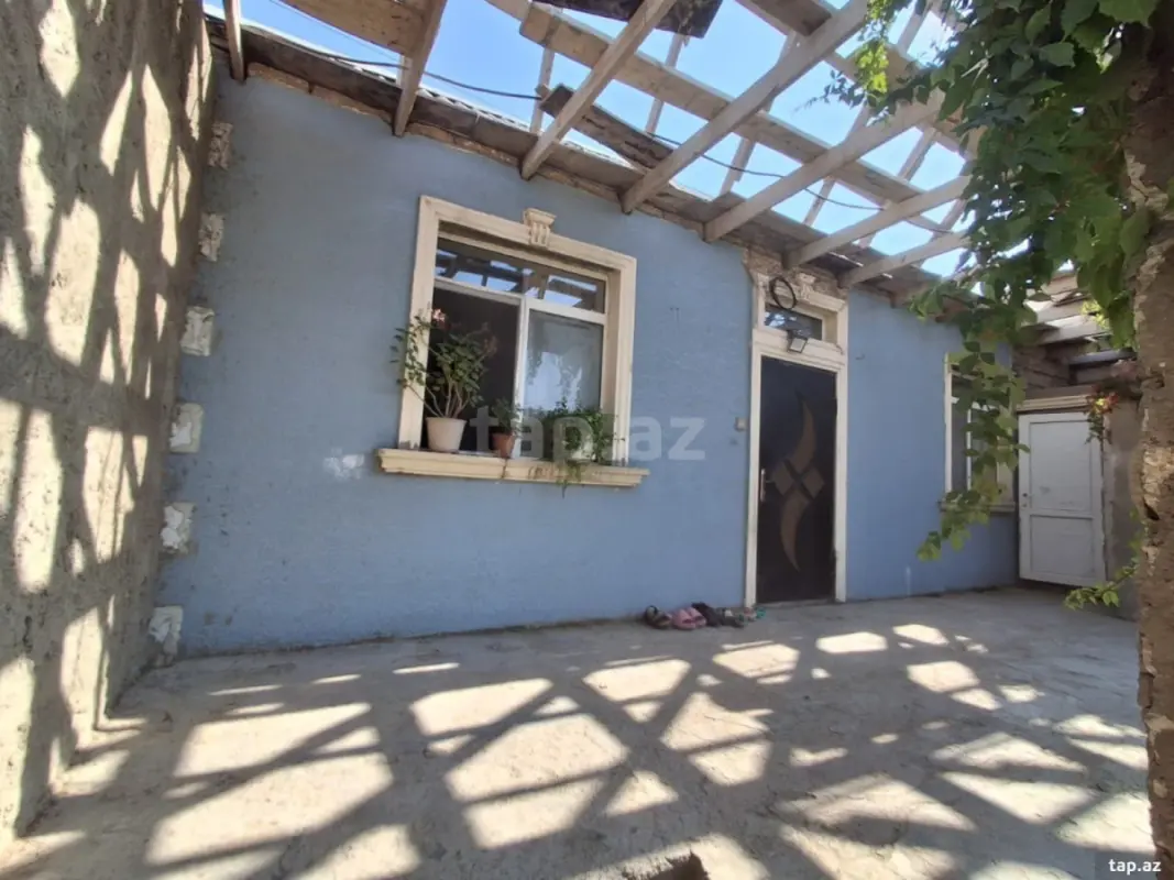 Satılır 4 otaqlı həyət evi 120 m²