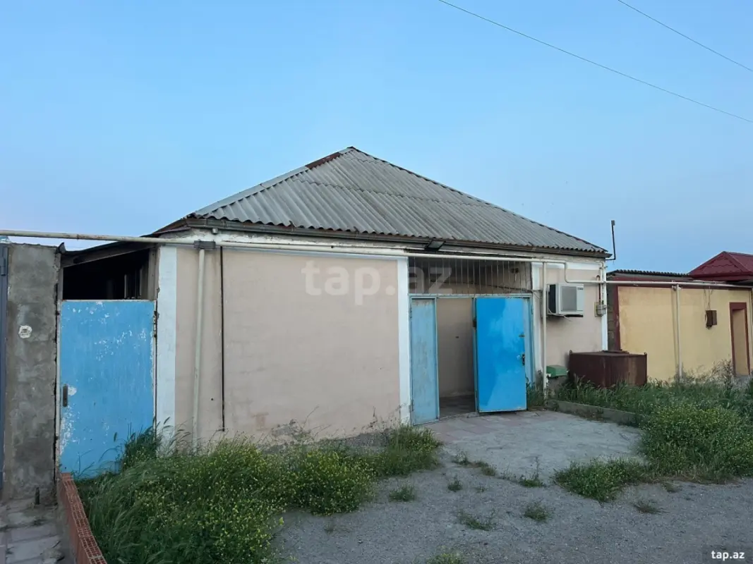 Kirayə verilir 3 otaqlı həyət evi 100 m²