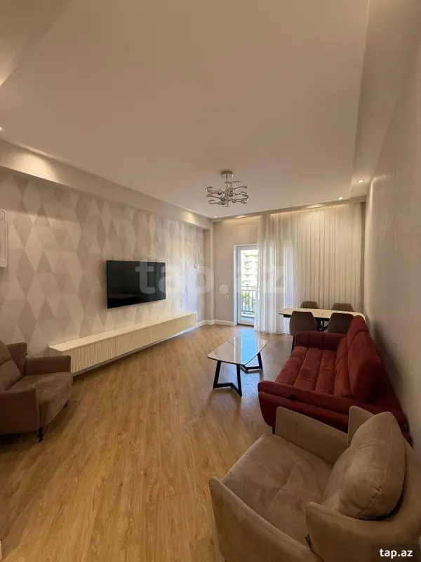 Kirayə verilir 3 otaqlı yeni tikili 110 m²