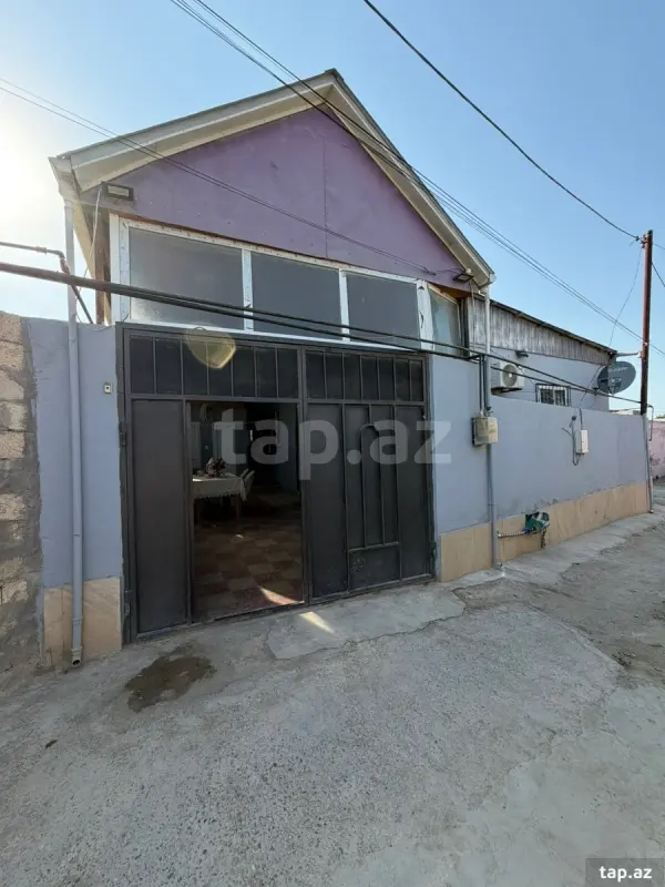 Satılır 3 otaqlı həyət evi 100 m²