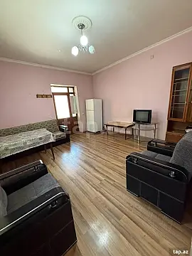 Kirayə verilir 2 otaqlı həyət evi 60 m² — Bakı, Bakıxanov 2 otaq 60.00 m²