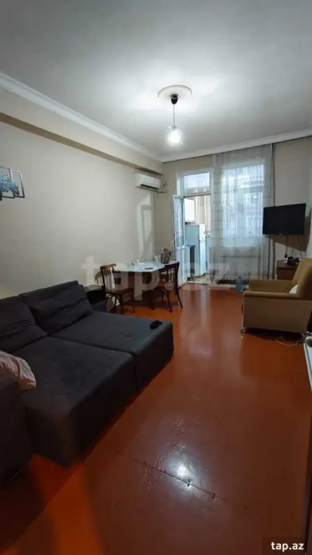 Kirayə verilir 2 otaqlı yeni tikili 50 m²