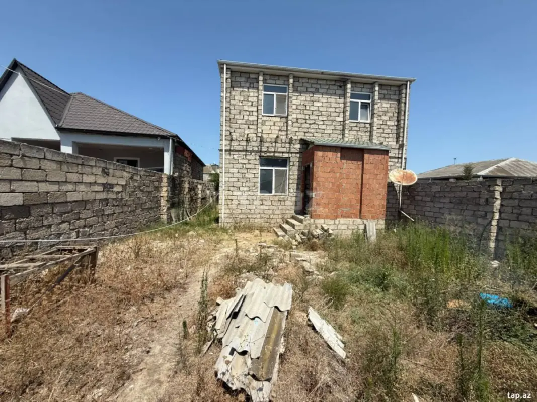Satılır 4 otaqlı həyət evi 160 m²