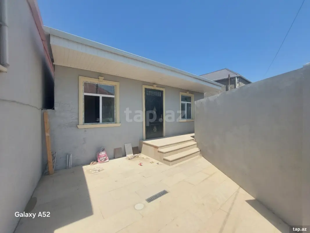 Satılır 3 otaqlı həyət evi 130 m²