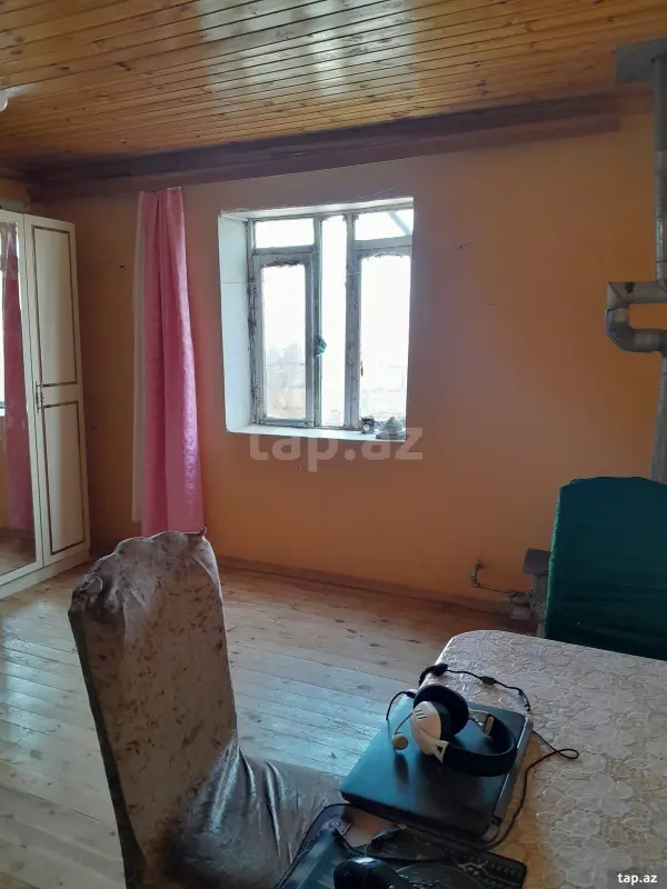 Satılır 2 otaqlı həyət evi 110 m²