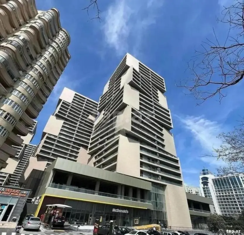 Kirayə verilir 3 otaqlı yeni tikili 110 m²