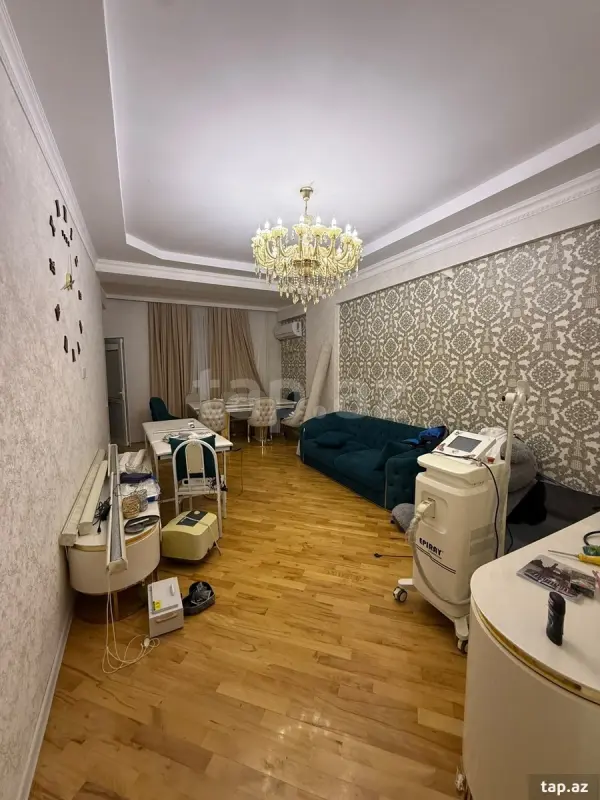 Kirayə verilir 2 otaqlı yeni tikili 75 m²