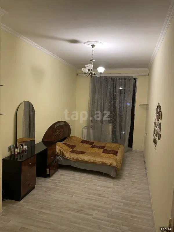 Kirayə verilir 2 otaqlı yeni tikili 75 m²
