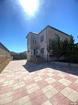 Kirayə verilir 4 otaqlı yeni tikili 250 m² — Bakı 4 otaq 250.00 m²
