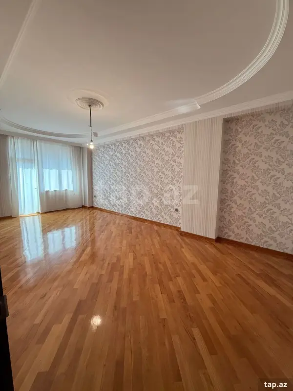 Satılır 2 otaqlı yeni tikili 90 m²