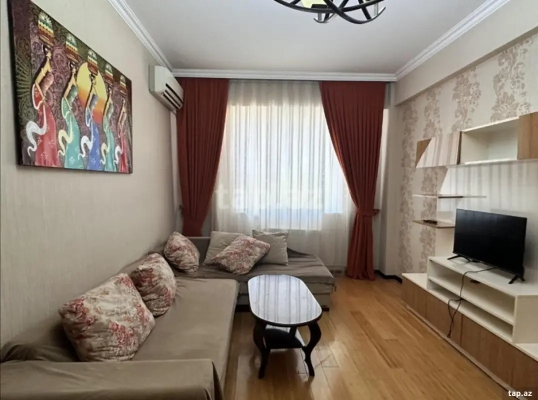 Kirayə verilir 2 otaqlı yeni tikili 72 m²
