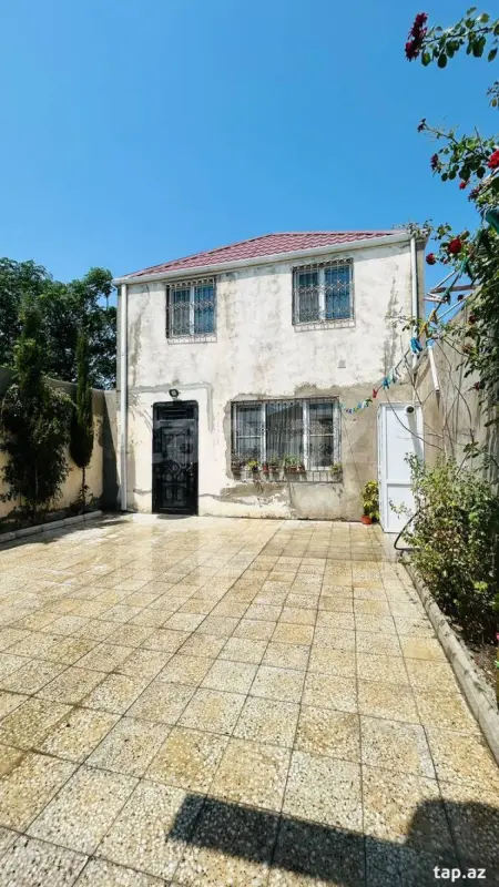 Satılır 4 otaqlı həyət evi 120 m²