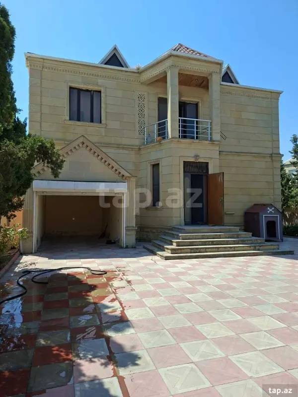 Satılır 6 otaqlı həyət evi 250 m²