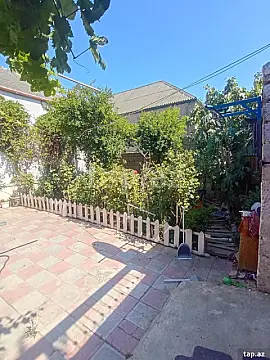 Satılır 3 otaqlı həyət evi 92 m² — Bakı 3 otaq 92.00 m²
