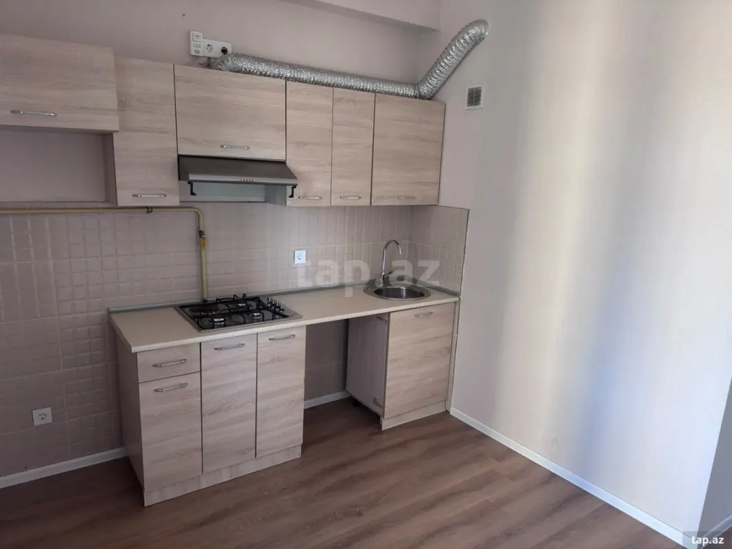 Kirayə verilir 3 otaqlı yeni tikili 77 m²