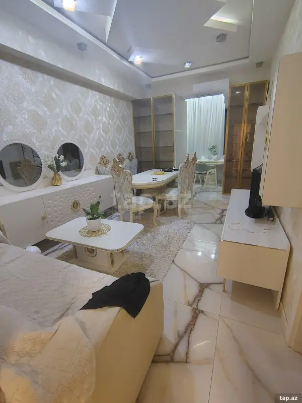 Satılır 3 otaqlı yeni tikili 63 m²