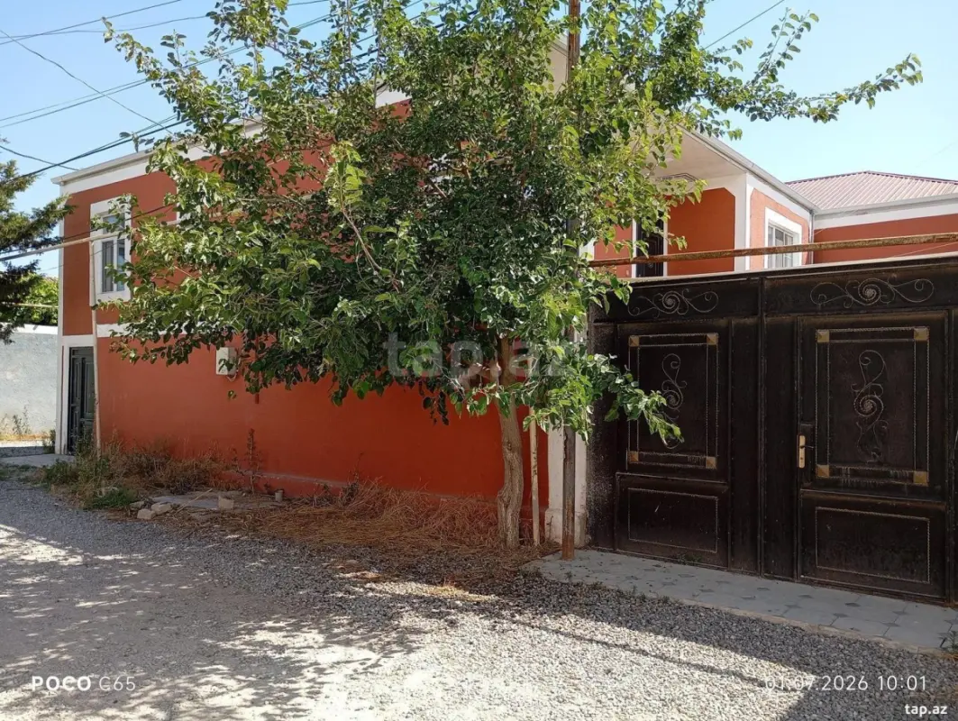 Satılır 4 otaqlı həyət evi 140 m²