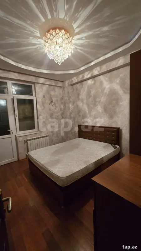 Kirayə verilir 2 otaqlı yeni tikili 72 m²