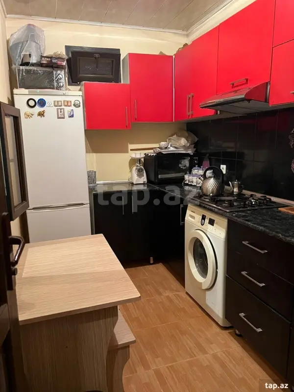 Satılır 4 otaqlı həyət evi 90 m²
