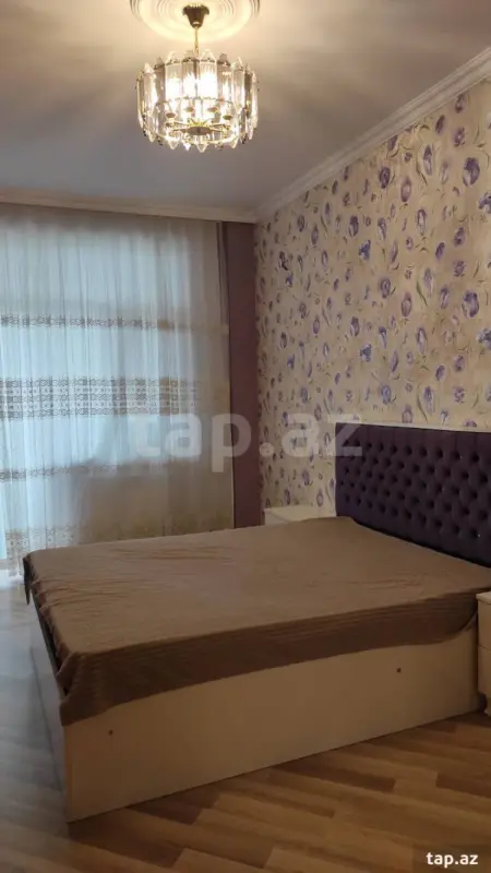 Kirayə verilir 2 otaqlı yeni tikili 70 m²