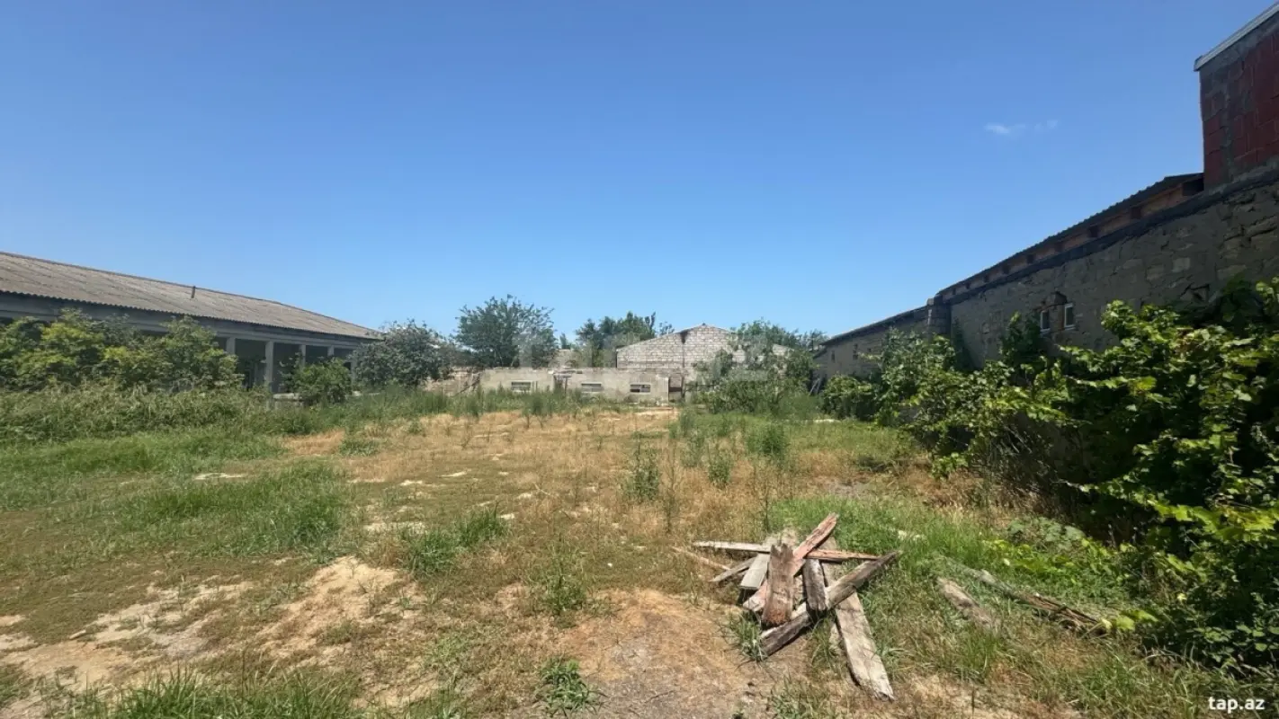 Satılır 4 otaqlı həyət evi 100 m²