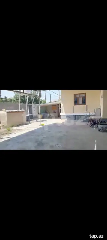 Satılır 4 otaqlı həyət evi 350 m²