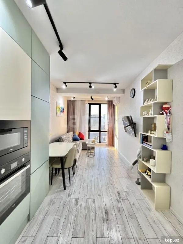 Satılır 2 otaqlı yeni tikili 61 m²
